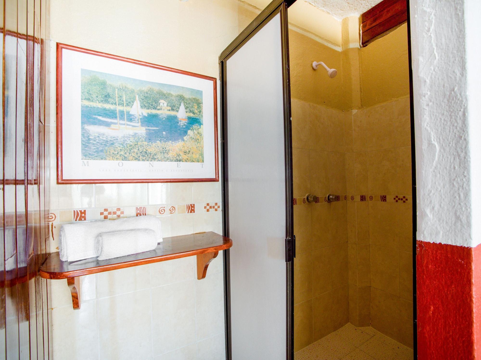 Hotel Suites Tropicana Ixtapa Икстапа Екстериор снимка