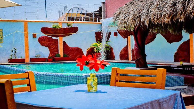 Hotel Suites Tropicana Ixtapa Икстапа Екстериор снимка