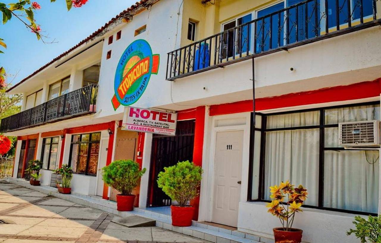 Hotel Suites Tropicana Ixtapa Икстапа Екстериор снимка